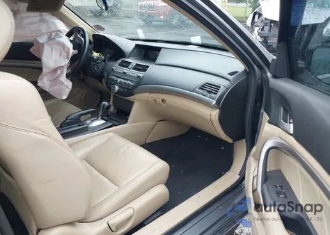 2010 Honda Accord 3.5 Ex-L z USA, uszkodzony, nr VIN 1HGCS2B85AA008601